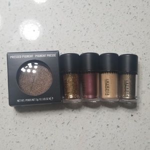 Limited edition Mac eyeshadow bundle